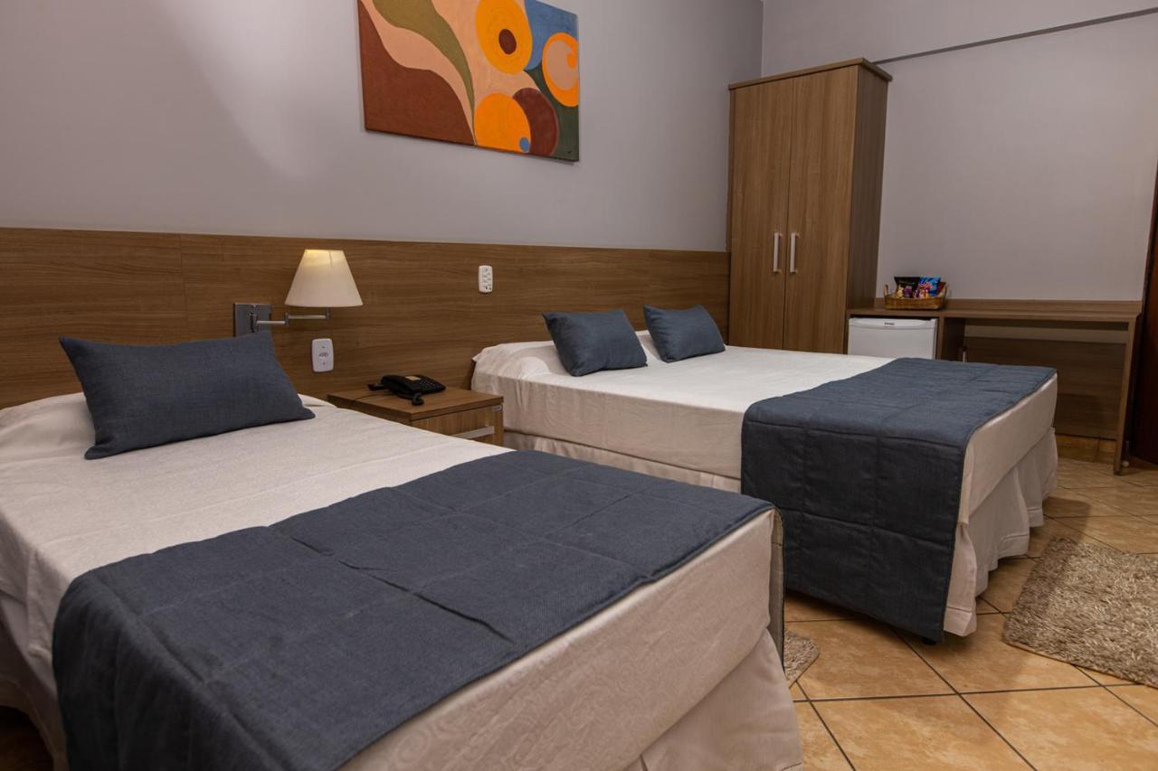 Bm Hotel Sao Sebastiao do Paraiso Exterior photo